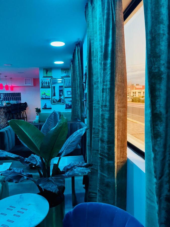 Hotel Zazz アルバカーキ エクステリア 写真