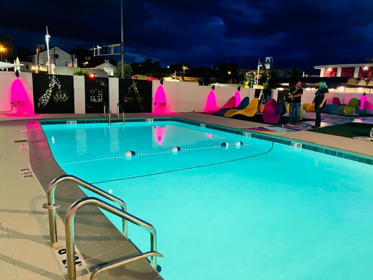 Hotel Zazz アルバカーキ エクステリア 写真