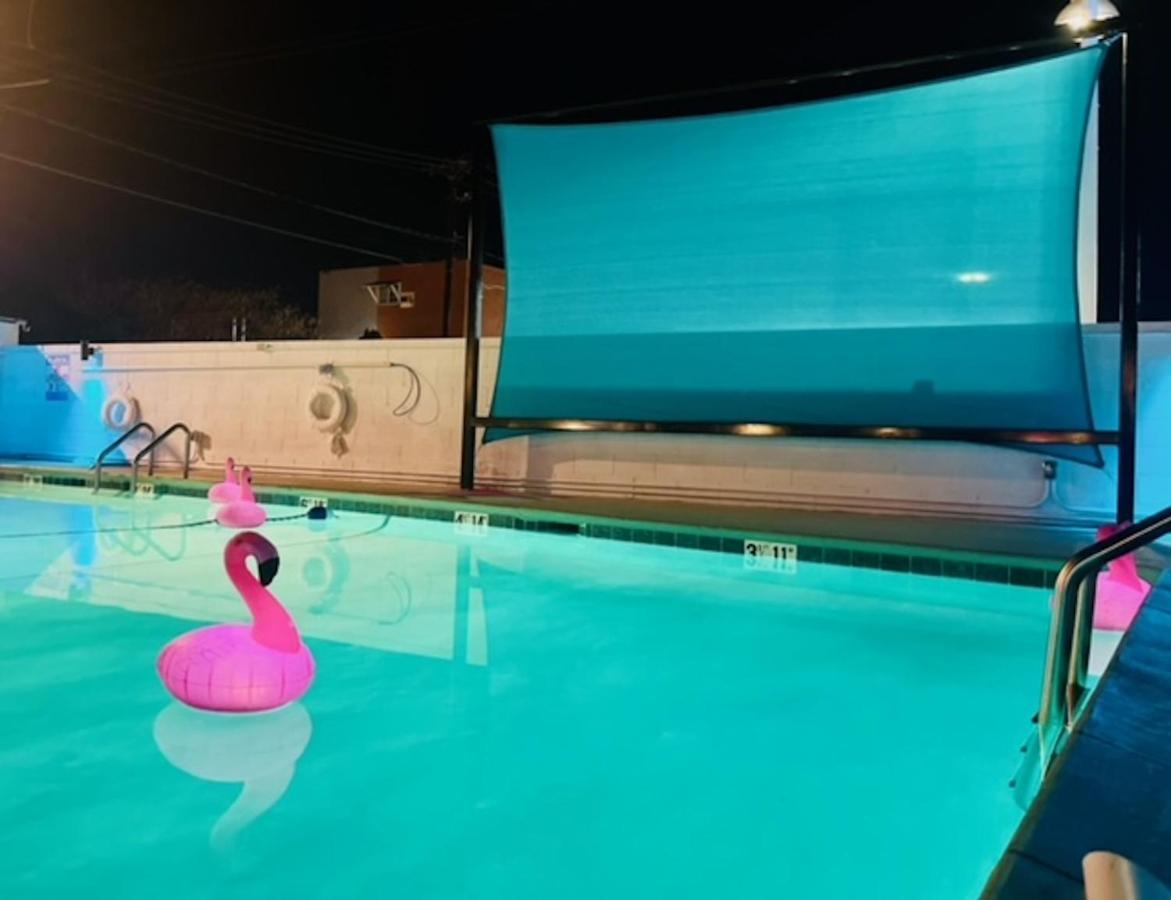 Hotel Zazz アルバカーキ エクステリア 写真